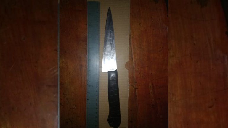 Circulaban con una moto robada e intentaron apuñalar a un policía: fueron demorados