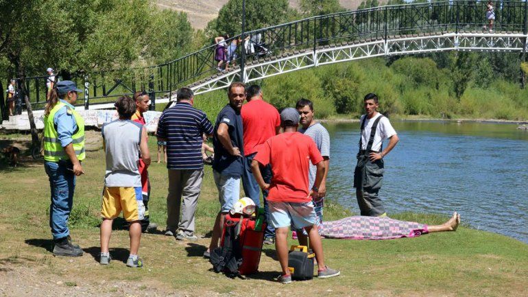 Identificaron al joven hallado en el río Chimehuin