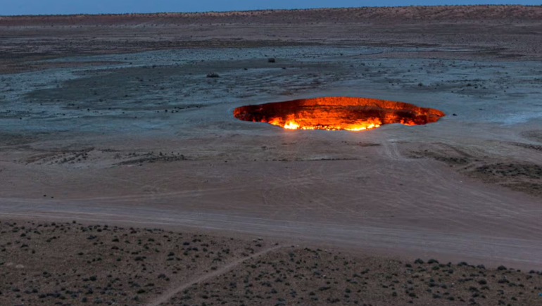 Se apaga la Puerta del Infierno: por qué el fin de las llamas en el cráter más famoso es una mala noticia