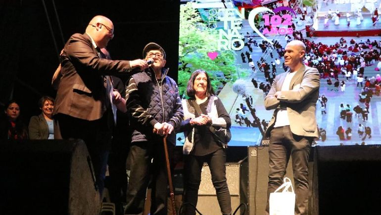 Humberto Sanhueza nació en Andacollo en 1922 y vivió toda su vida en Centenario. Humberto Sanhueza nació en Andacollo en 1922 y vivió toda su vida en Centenario.