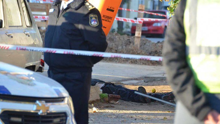 Investigan el brutal crimen de un hombre en barrio Belgrano