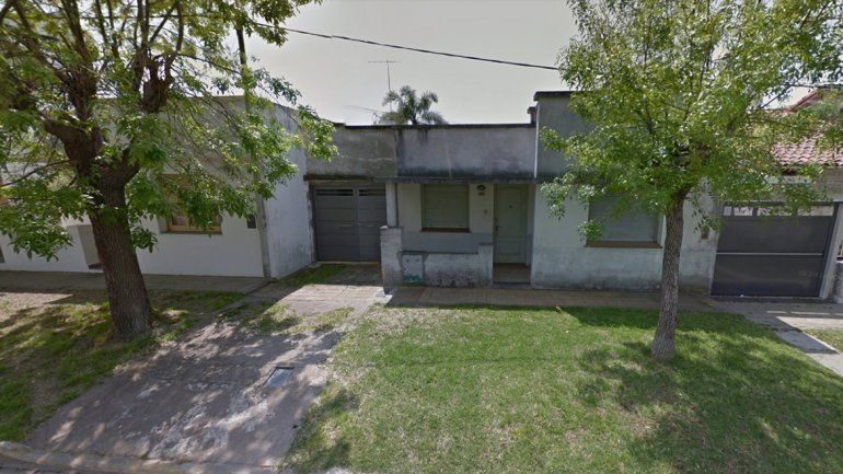 La niña lo hizo porque temió que lastimaran a ella o a su mamá.