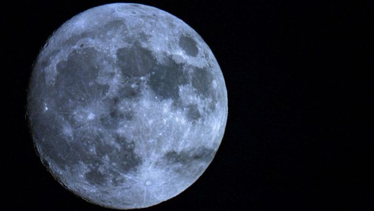 Súper Luna: a qué hora se podrá ver en Argentina