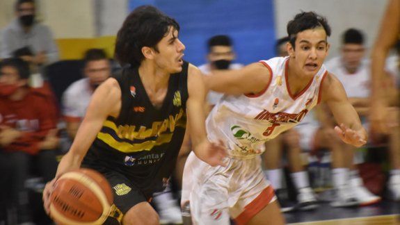 El Rojo consiguió su primera victoria y hoy irá por su segundo triunfo ante Juventud Unida de Alpachiri.