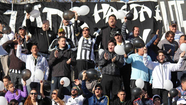 La gente de Cipolletti ya tenía el pasaje en mano para viajar a Buenos Aires.&nbsp;