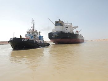 Estados Unidos aumentará su producción de GNL. Suez Canal Authority/Handout via REUTERS