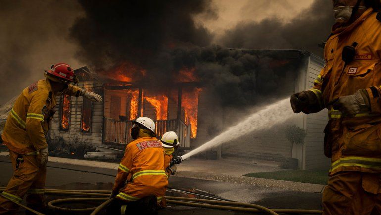 Australia ya tiene 21 muertos por el fuego