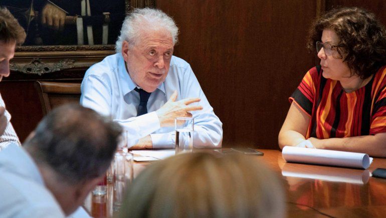 Ginés González García confirmó que continuará la cuarentena, pero más flexible