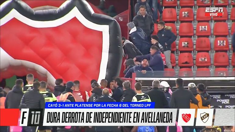 Arde Independiente: la hinchada insultó a Domínguez y Benegas se cruzó con los plateístas
