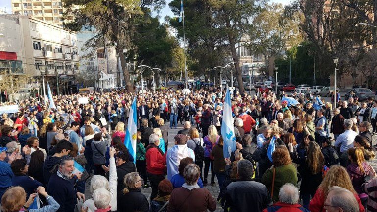 Como en el país, Neuquén tuvo su marcha #24A