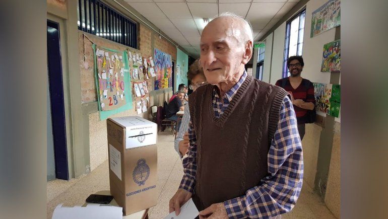La última vez que fue a votar tenía 98 años. La última vez que fue a votar tenía 98 años.