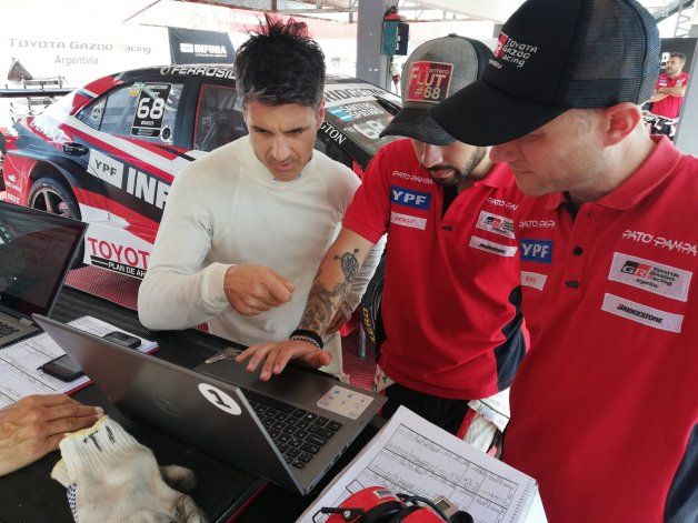 Emiliano Spataro volvió a subirse a un Súper TC2000