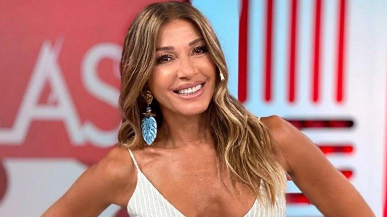Catherine Fulop mostró sus abdominales y estalló Instagram