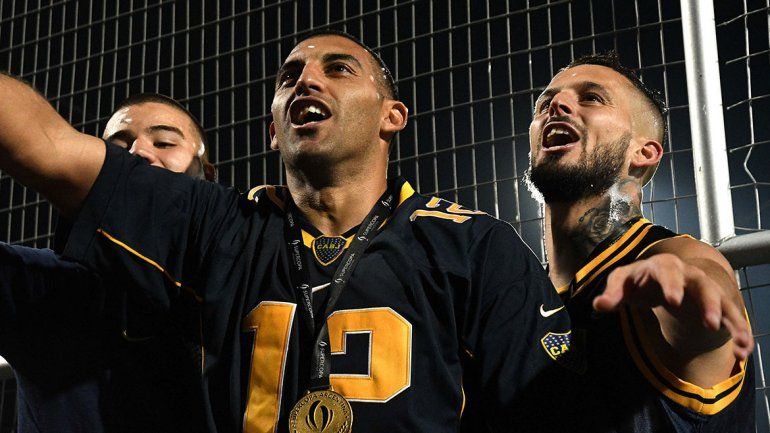 Aprendan, amargos, el provocador mensaje de Benedetto a River en pleno festejo