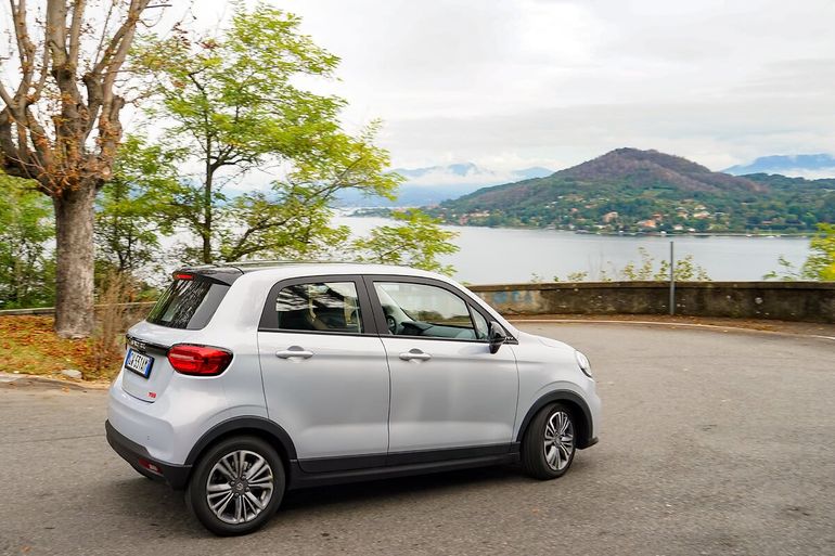 Ya a la venta en Uruguay, el compacto Leapmotor T03 podría desembarcar en una segunda etapa. Foto: Stellantis Ya a la venta en Uruguay, el compacto Leapmotor T03 podría desembarcar en una segunda etapa. Foto: Stellantis