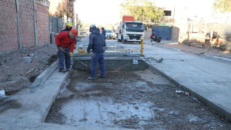 Con reubicaciones y apertura de calles, avanzan las obras de regularización de Gran Neuquén Norte