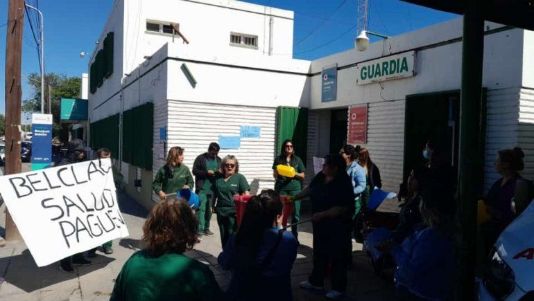 Por falta de pago de sueldos no hay limpieza en el hospital Bouquet Roldán