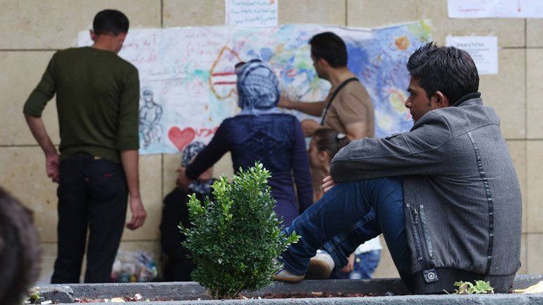 Le niegan asilo por creer que no era gay