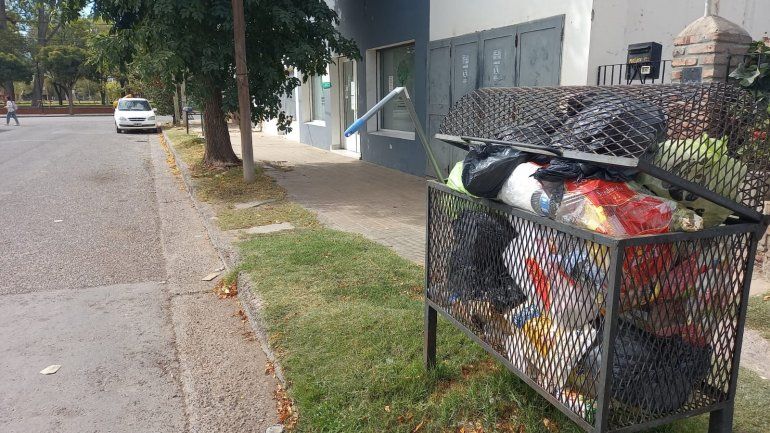 Aparecieron los fondos y se normalizó la recolección de residuos en Plottier
