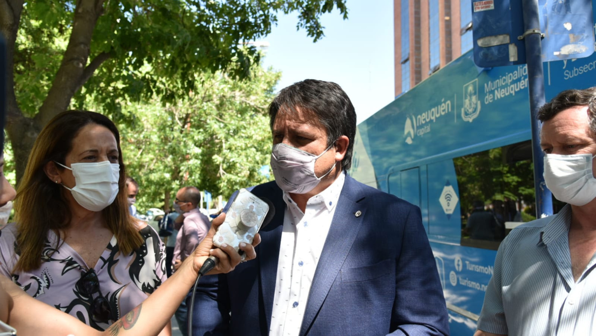 El lunes comienza a rodar el bus para pasear por Neuquén