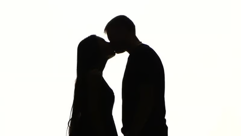 Cuál es el matrimonio de famosos que decidió abrir la pareja
