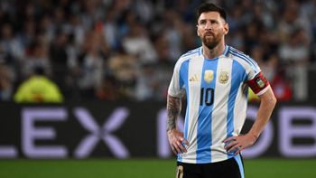 La selección Argentina, con Messi de titular, juega ante Angola. La selección Argentina, con Messi de titular, juega ante Angola.