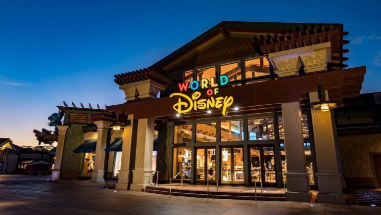 Disney abre pero avisa que el cliente asume el riesgo de contagio