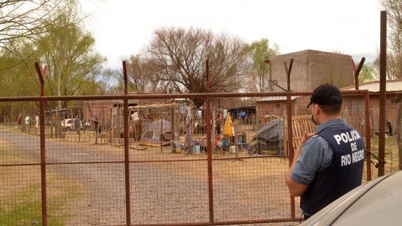 Las tomas en la zona ribereña de la ciudad ha causado malestar e indignación entre los chacareros.