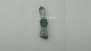 El ingreso de droga resultó frustrado por la policía. El ingreso de droga resultó frustrado por la policía.