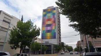 arte mural edificio.jpg