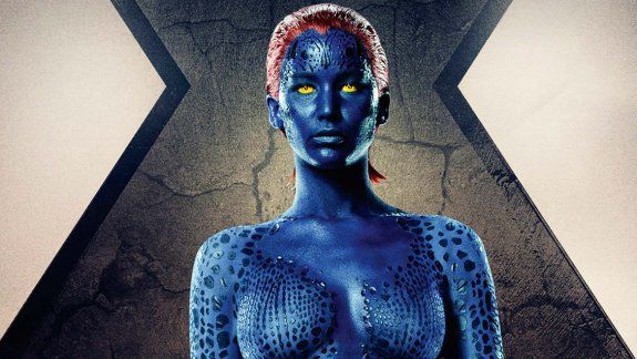 Jennifer Lawrence interpreta a Raven Darkholme/Mystique, una mutante que busca ayudar a los oprimidos y evitar la destrucción del mundo.