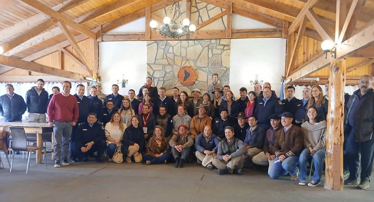 Cara a cara en Junín de los Andes. Cara a cara en Junín de los Andes.