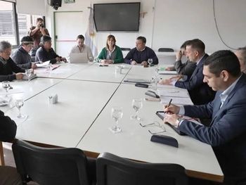 con la unco como veedor, el gobierno de neuquen y las comunidades mapuches restablecieron el dialogo