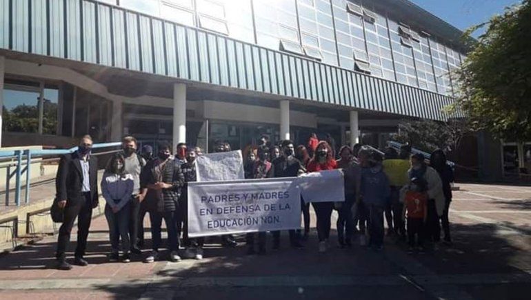 Madres y Padres denunciaron que hay 150 escuelas con irregularidades