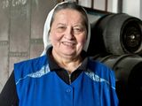 Sobre su postura: Sor Doris, la última monja cervecera de Alemania, rechaza producir versiones sin alcohol. Sobre su postura: Sor Doris, la última monja cervecera de Alemania, rechaza producir versiones sin alcohol.