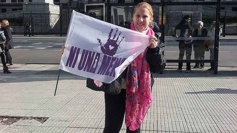Al mes de empezar a salir comenzaron las agresiones verbales y el control obsesivo. Me decía que tenía celos