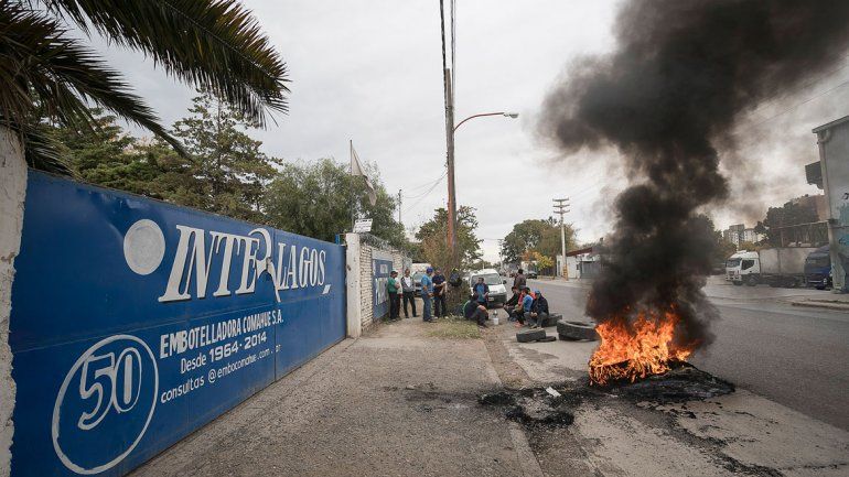 Interlagos paró la producción y está en su peor crisis