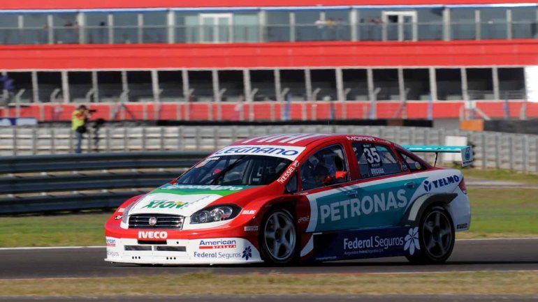 El piloto de Cipolletti estuvo en la presentación de la última carrera.