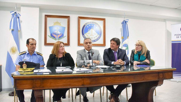 Para Tissier, las mujeres policías tienen las mismas posibilidades que los hombres