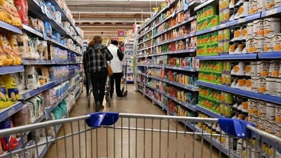La inflación de junio fue del 1,9% en el país y en el primer semestre sumó 16,8%.