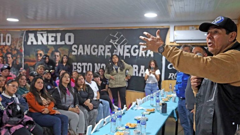 Rucci ante la militancia.