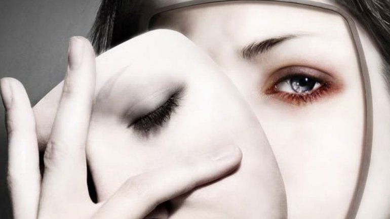 ¿Es normal que nos pongamos a hablar solos?