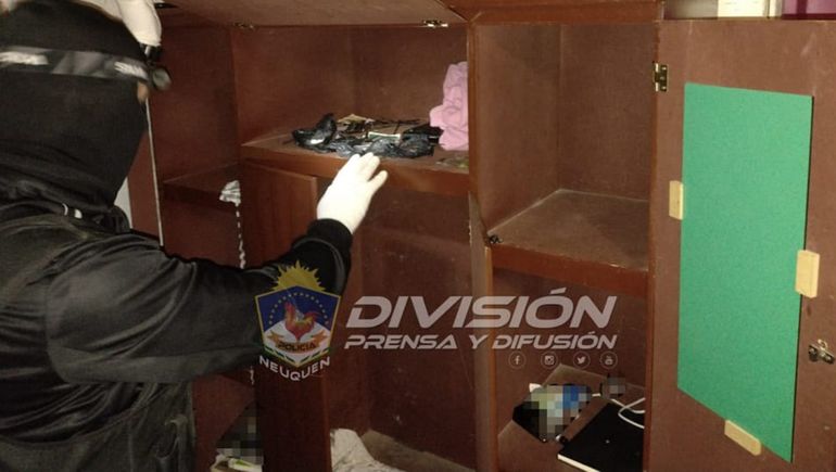 Tres detenidos y armas secuestradas por tiroteos entre bandas del Oeste