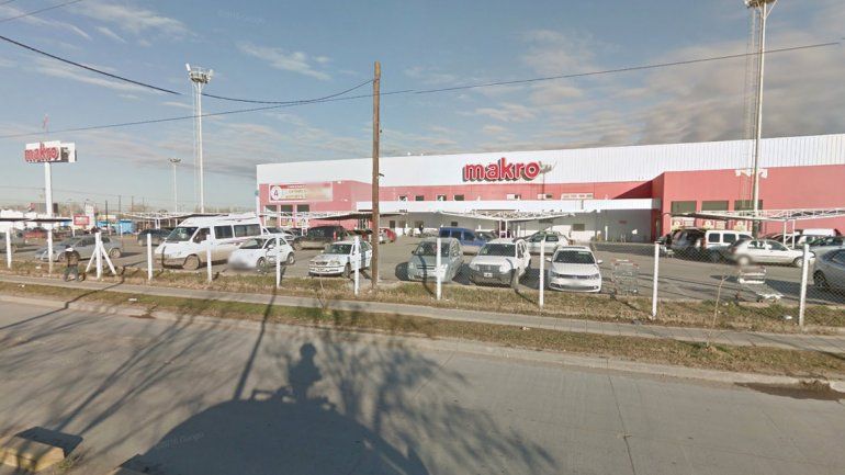 Quisieron robar una camioneta en el Makro, huyeron y fueron atrapados