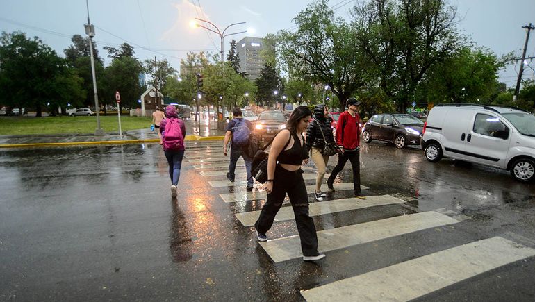 Alerta amarilla: ¿cuándo llega la tormenta a Neuquén?
