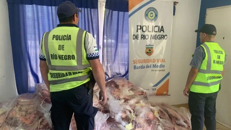Otro golpe a la venta de asado ilegal: decomisaron 140 costillares