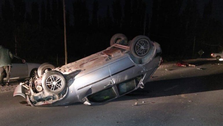 Ruta 7: chocó un caballo sobre el asfalto y volcó su auto