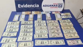 El dinero retenido al comerciante de Santa Cruz: dólares de todas las denominaciones y también euros. El dinero retenido al comerciante de Santa Cruz: dólares de todas las denominaciones y también euros.