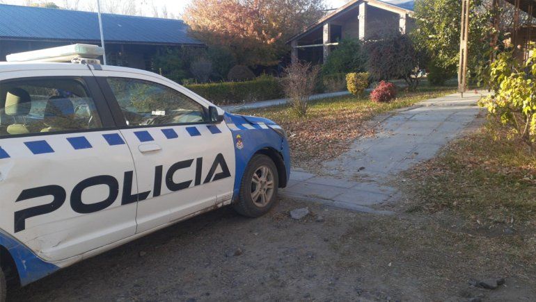 Por amenaza de bomba, evacuaron a los alumnos de la EPEA 2 de Plottier