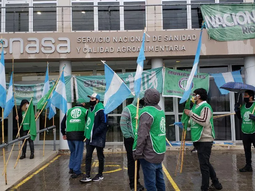 El paro iba a afectar las exportaciones en todo el país. Las barreras sanitarias, se iban a liberar. El paro iba a afectar las exportaciones en todo el país. Las barreras sanitarias, se iban a liberar.